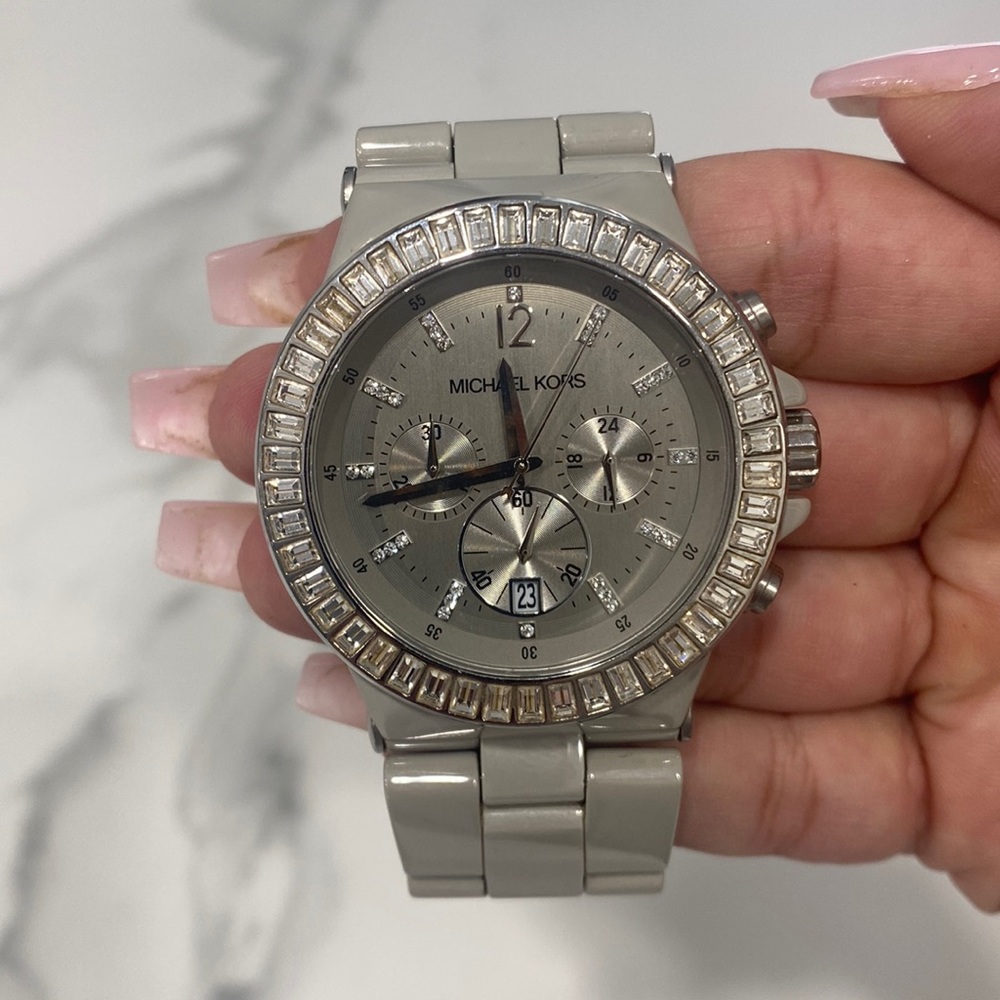 MK watch